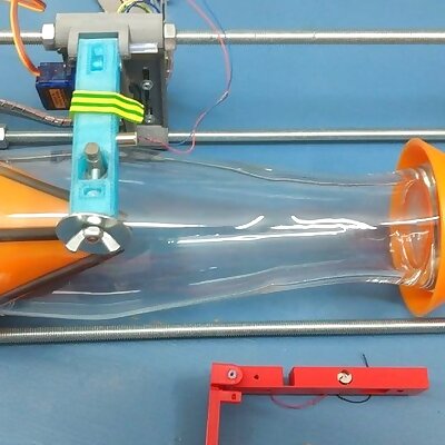 Eggbot clamping device for engraving beer glasses