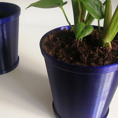 Plant pot  attached base plate