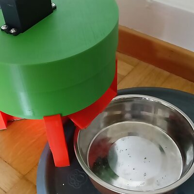 Automatic Pet Feeder With Simple Encoder