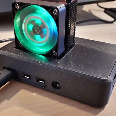 RPi4 Ice Tower Cooler Case