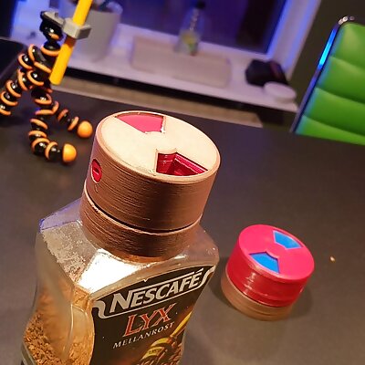Coffee Dispenser for Nescafé glass bottle