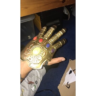 Infinity Gauntlet articulated fingers for glove