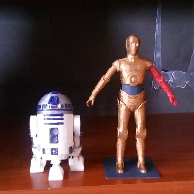 R2D2 in C3PO scale