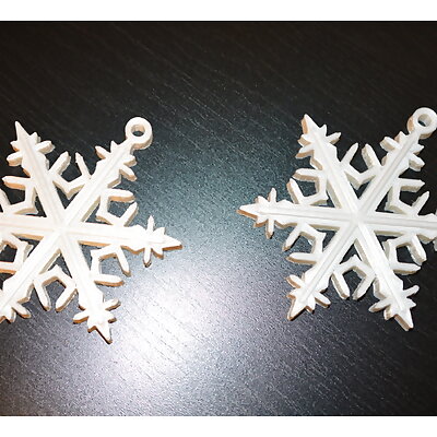 Snowflake Ornament Earring