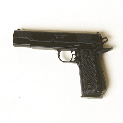 S and W 1911 pistol