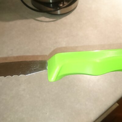 Spare bread knife handle