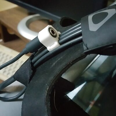 Headphone Connector clip for HTC Vive