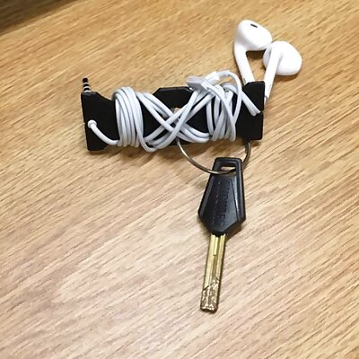 Keychain Earbuds Holder