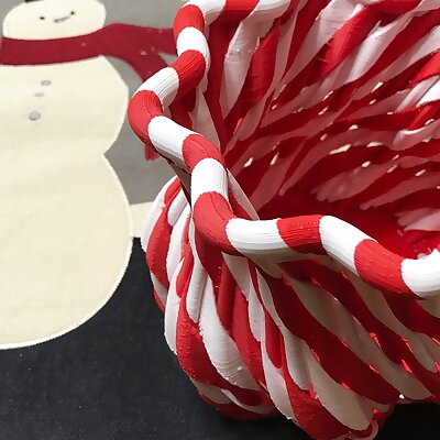 Candy Cane Striped Woven Wave Basket