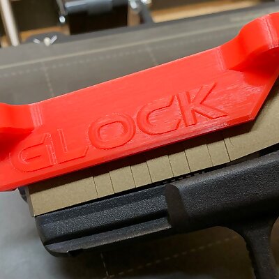 Magnet mount for Glock gun