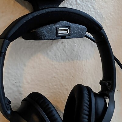 Wallmounted Headphone Holder with USB