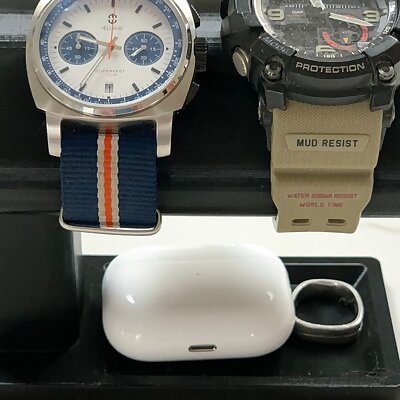 Watch stand w valet tray