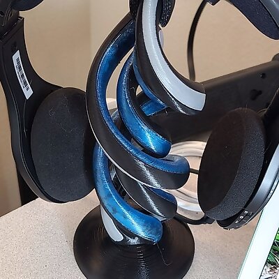 Spiral Headphone Stand
