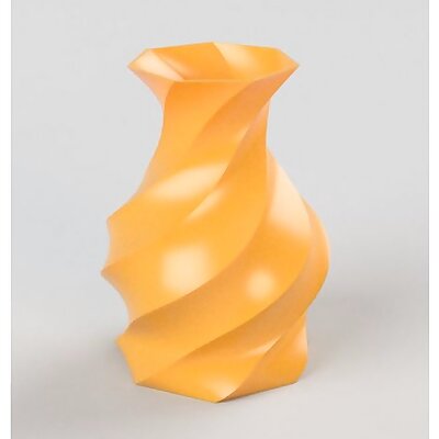 Twisted 7edge Vase
