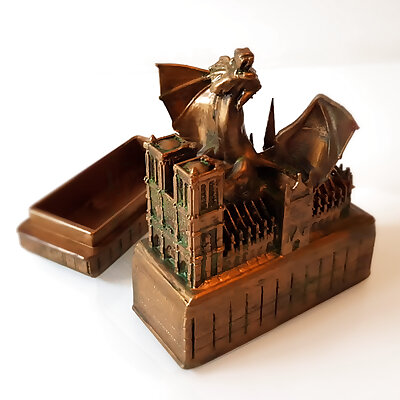 NotreDame and the dragon box