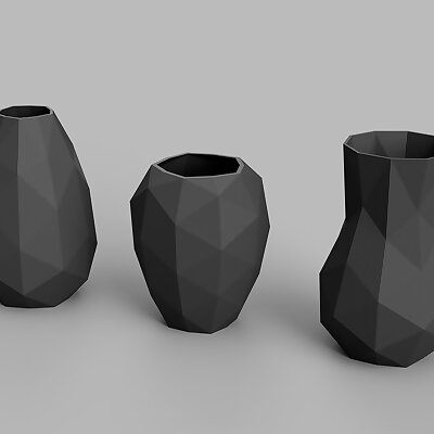 3 Low Poly Vases
