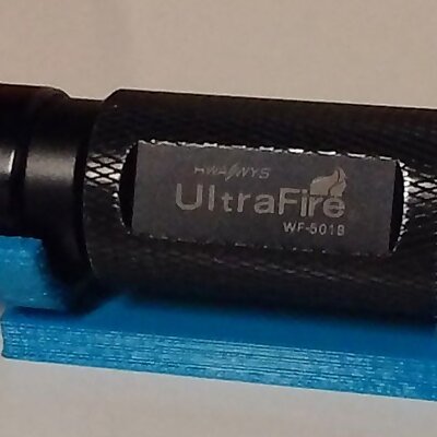 Ultrafire WF501B flashlight stand