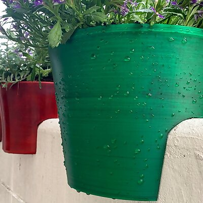 Wallhugger plant pot