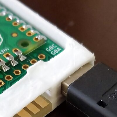 Case for online Game Boy link cable by stacksmashing with sockets