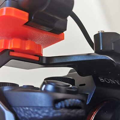 Cold shoe mount for Tentacle SYNC E