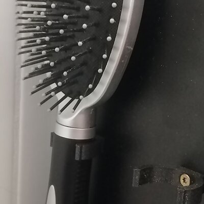 Hairbrush clip
