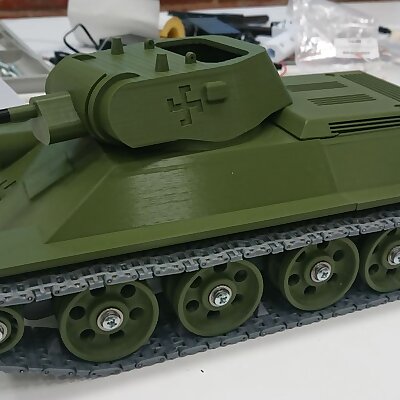 RC Tank T34 PS 2311 Part 2 wheels and support arms