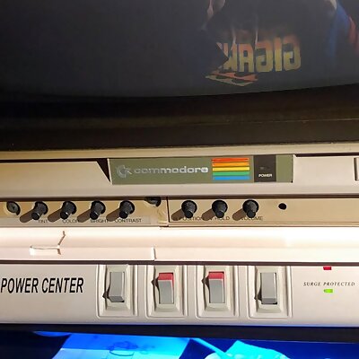 Remix Commodore 1702 monitor door