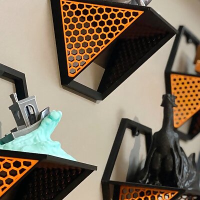 Honeycomb Display Shelf No Supports Required