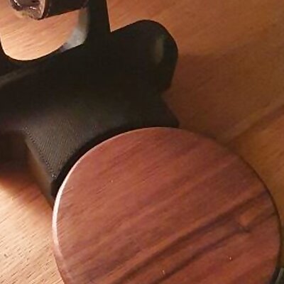 NIght stand for S10e wireless charging witch cover