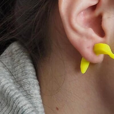 Banana earring
