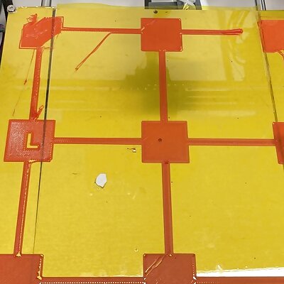 Customizable bed leveling pattern
