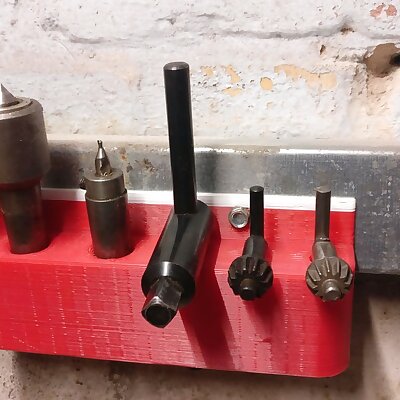 Simple tool holder for my small metal lathe