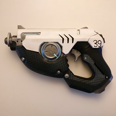 Tracers Pulse Pistols from Overwatch