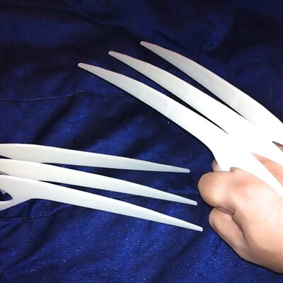 Wolverine Claws in plastic