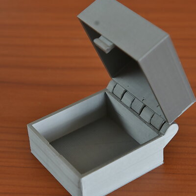 Hinged Box With Latch Somewhat Parametric and Printable In One Piece
