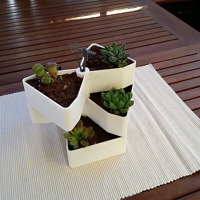Garden Rotation Pot for small flowers