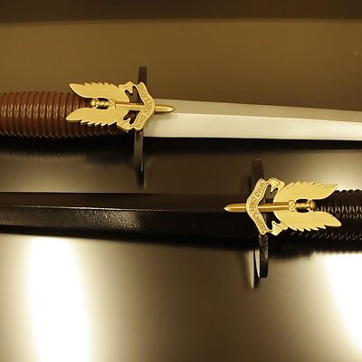 R6 thatcher inspired fanart prop knife