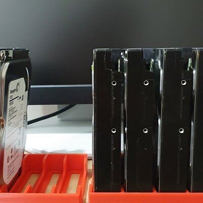 Hard drive stand for six 35 SLIM drives typically Seagate