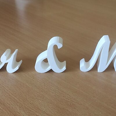 Mr and Mrs wedding sign