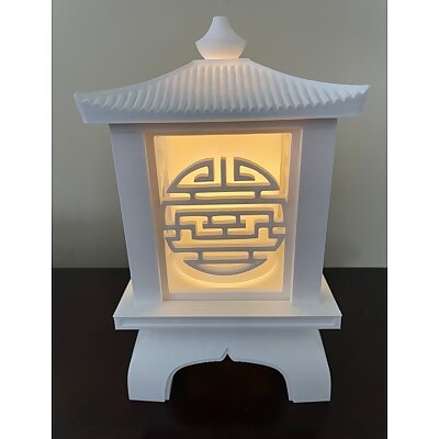 Japanese Garden Lantern with Swappable Panels