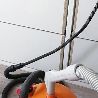 Reduction between husky duovac central house dust collector hose and triton dust collector bucket