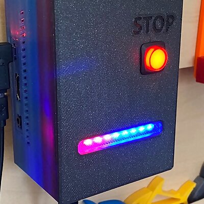 RaspberryPi enclosure for Octoprint with emergency stop button and Neopixel status strip