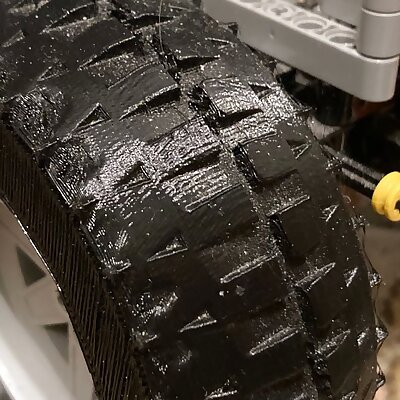 Large off road tire compatible with Lego