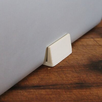 minimal laptopt stand