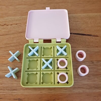 Tic Tac Toe in a box Noughts and crosses