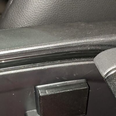 Toyota Highlander Qi charger removal cover