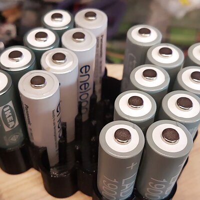 simple AA battery holder holds 25