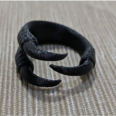 Claw ring