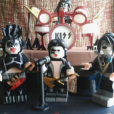 LEGO GIANT MASTER OF ROCK KISS GUITAR AND BASS