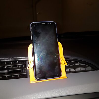 Universal smartphone car holder